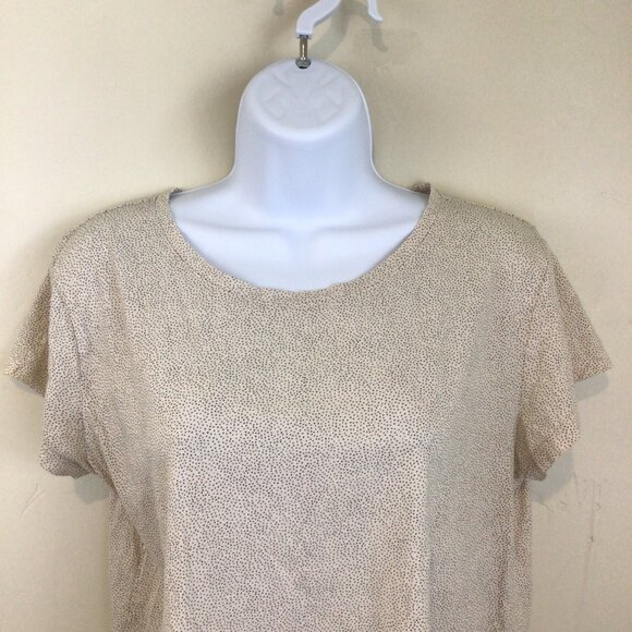 H&M Basics Super Soft and Cozy Polka Dot Printed Tee Shirt - Picture 5 of 7